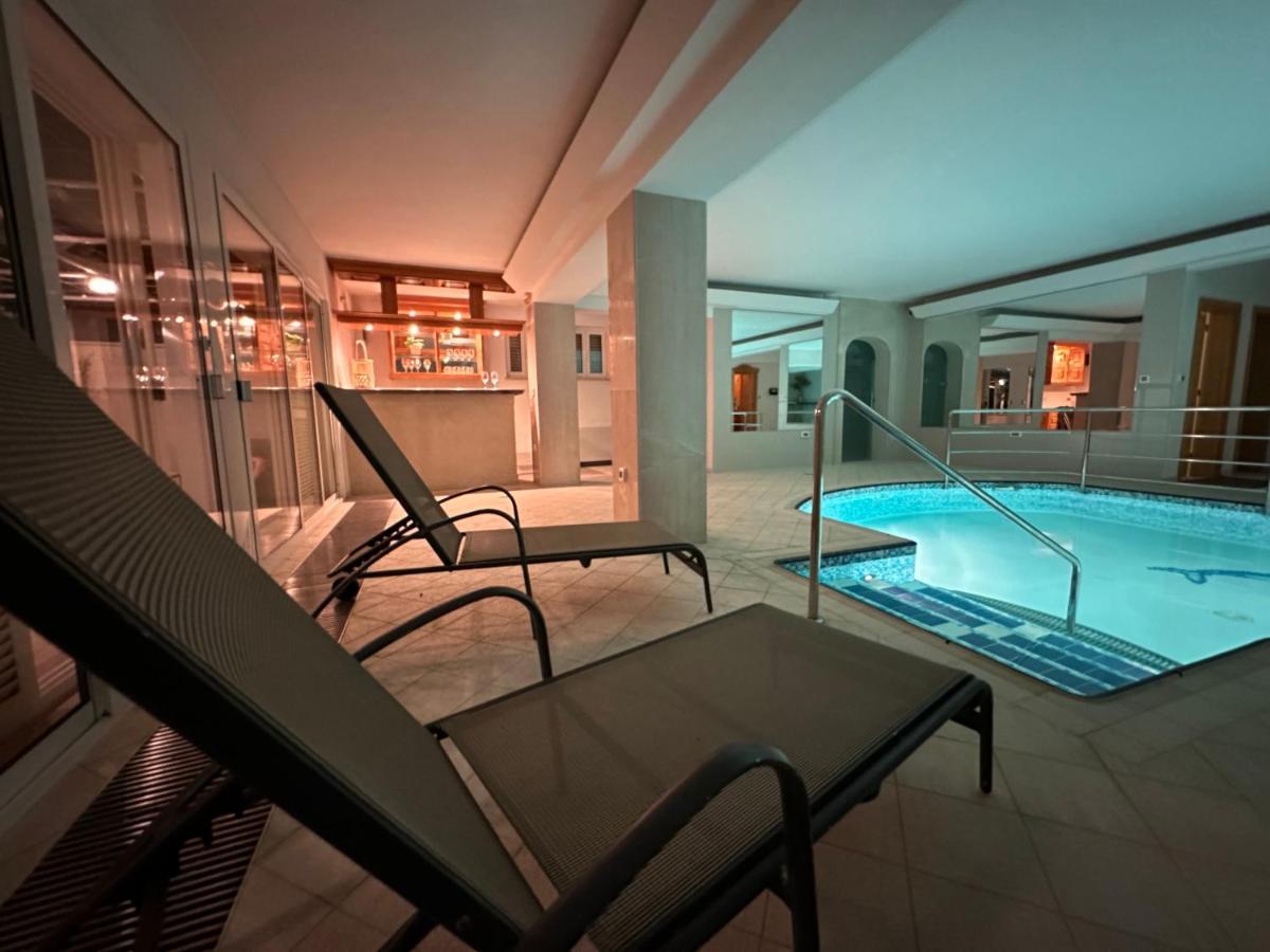 Luxury Seaside Villa With A Classic Mediterranean Olive Garden, A Fully Equipped Professional Kitchen, Pool, Sauna, Padle Boards And Canoe - Miolin Beach House Trogir Exterior foto