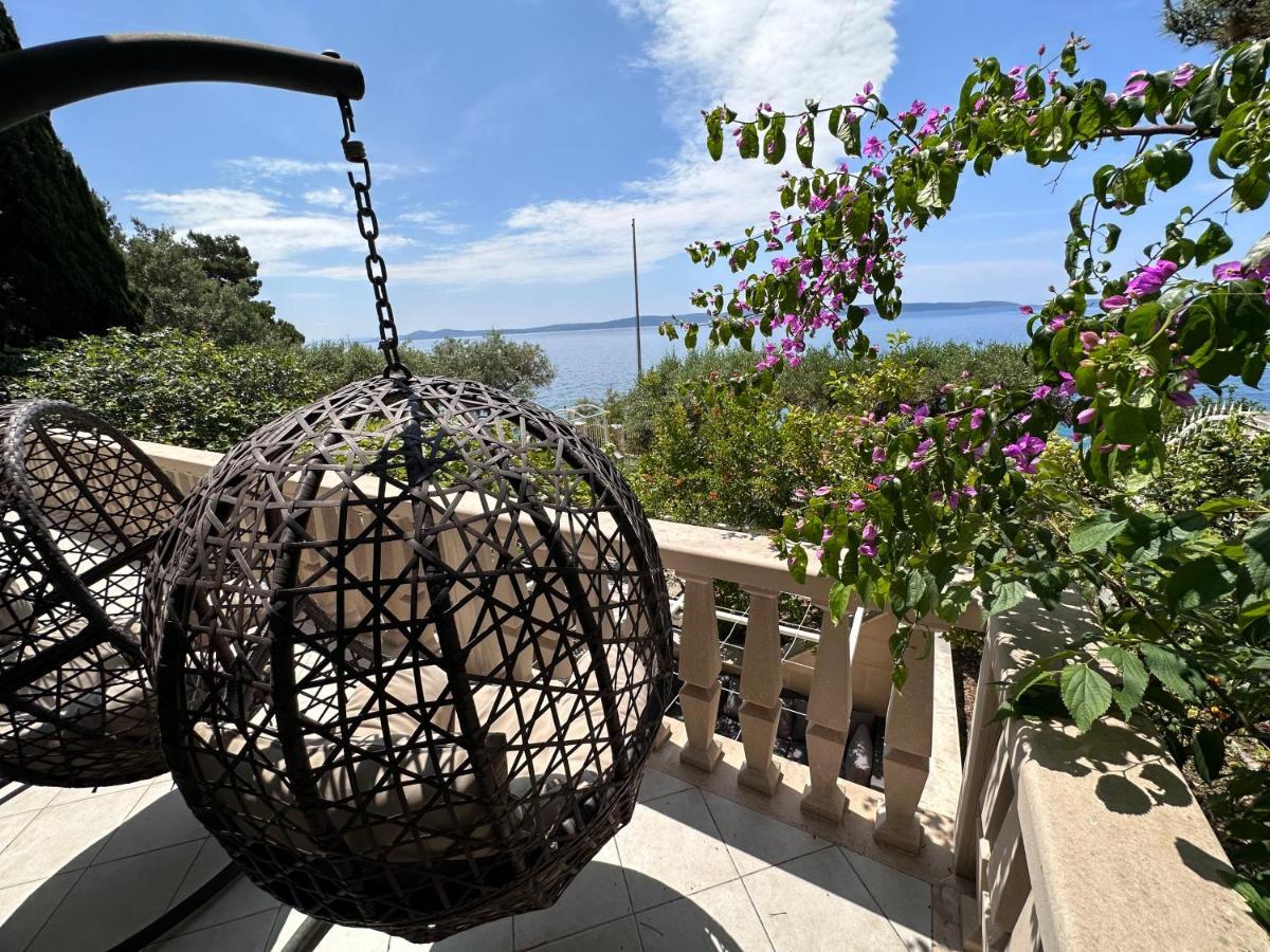 Luxury Seaside Villa With A Classic Mediterranean Olive Garden, A Fully Equipped Professional Kitchen, Pool, Sauna, Padle Boards And Canoe - Miolin Beach House Trogir Exterior foto